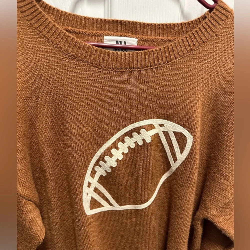 NWOT Indigo Brown Football Motif Sweater - Picture 7 of 7
